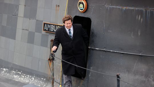 Image ID 2K67FGK Defence Procurement minister Alec Shelbrooke on board attack submarine HMS Ambush during Faslane naval base in Scotland visit 12102022 CREDIT PA, Alamy Live News.jpg