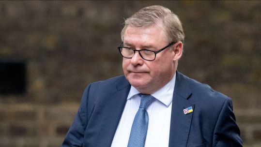 Mark Francois arrives at Downing Street in October 2022 (Picture: Ian Davidson/Alamy Stock Photo)