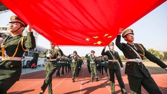Image ID 2K8APR7 Chinese military training demonstration in Huai 'an, Jiangsu province 22102022 CREDIT Cynthia Lee,Alamy Stock Photo.jpg
