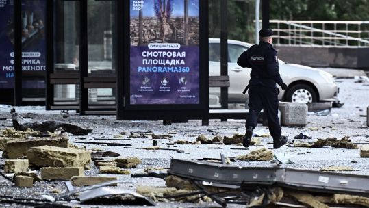 Image ID 2RF398F Consequences of a drone attack on the Moscow International Business Center 30072023 CREDIT Sipa US,Alamy Live News EXP 04112023.jpg