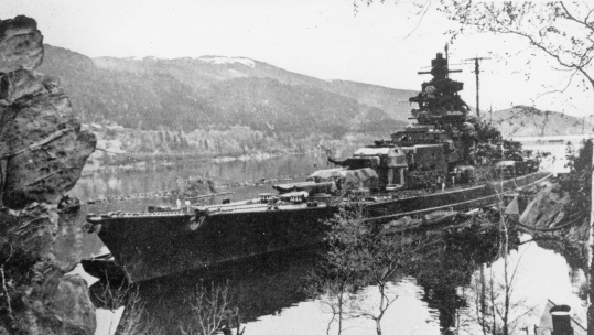 Image ID CPM7BR German Battleship Tirpitz 1943 CREDIT ALAMY