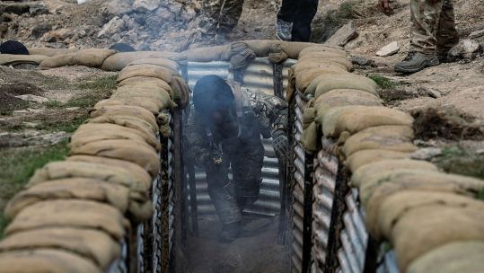 Image of 3 RIFLES training the Ukrainian Armed Forces in trench warfare within the United Kingdom 17072022 credit MOD.jpg
