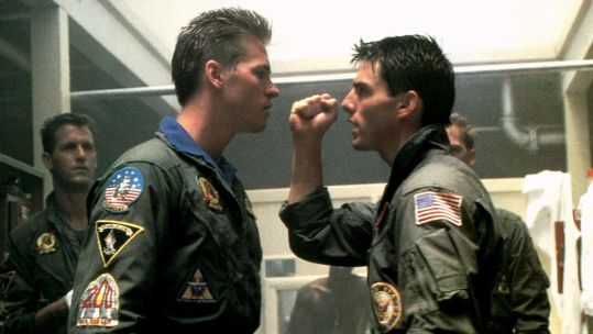 Image ID 3A118FT Top Gun's Val Kilmer and Tom Cruise NO REUSE CREDIT FlixPix Alamy Stock Photo