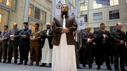 Remembrance Day Services To Be Led By Imam For First Time This Year