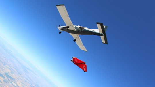 Wingsuit flying 