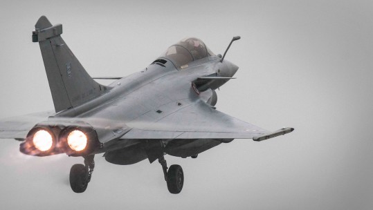 GALLERY: French And British Aircraft Flying Together