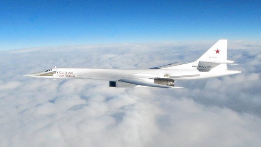 russian bomber tu-160