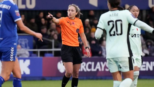 Lauren Impey referee Chelsea v Everton Credit Alan Edwards Date 12112023.jpg 