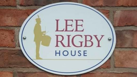 Lee Rigby House 'Flooded With Volunteers' After Facebook Plea