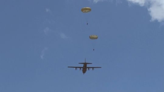 Library shots of British paratroopers for Simon Newton Lancaster House Treaties.