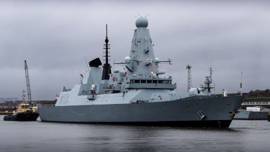 HMS Defender arriving on the Clyde