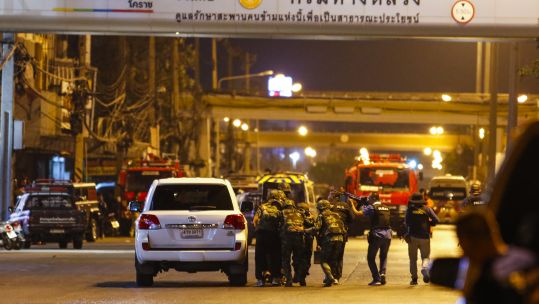 Military police at Nakorn Ratchasima after thai shooter 090220 CREDIT PA.jpg