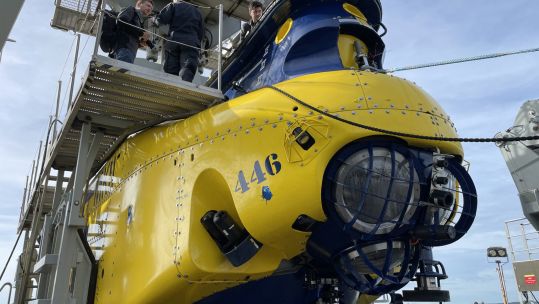 Nato submersible rescue vehicle Nemo can dive down to around 600 metres to a submarine in distress