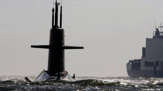 Russian Navy Chases Off Dutch Sub