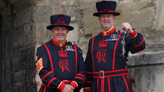 New Chief Yeoman Warder Rob Fuller (left) and Yeoman gaoler Clive Towell first day at the Tower of London 18072023 NO REUSE CREDIT PA WIRE, PA IMAGES