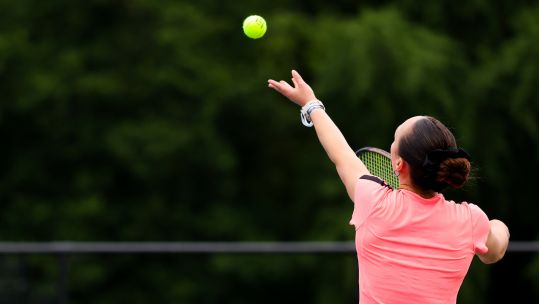 OCdt Milly Wood serving in Army tennis final Credit Alligin Photography Date 11062025.jpg 