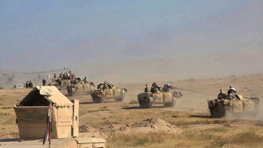 Iraq Army Tanks Tal Afar, west of Mosul