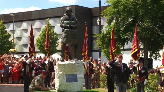 Parachute Regiment Statue Aldershot