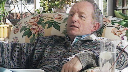 &#039;Now That&#039;s Magic&#039;: Former Soldier Paul Daniels Dies