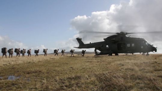 Pilots board merlin helicopter 300919 CREDIT Commando Helicopter Force.jpg 