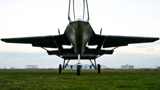 VIDEO: Canadian CF-18 Hornets Vs Romanian MiG-21  