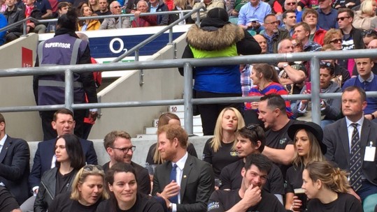 Prince Harry crowd
