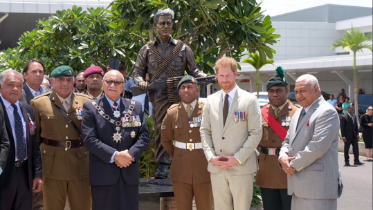 Prince Harry unveils statue of SAS hero Sergeant Talaiasi Labalaba in Fiji 251018 CREDIT Kensington Palace Twitter