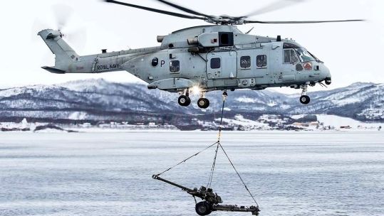 RFA Mounts Bay VERTREP (vertical replenishment) 13032023 CREDIT RFA Mounts Bay