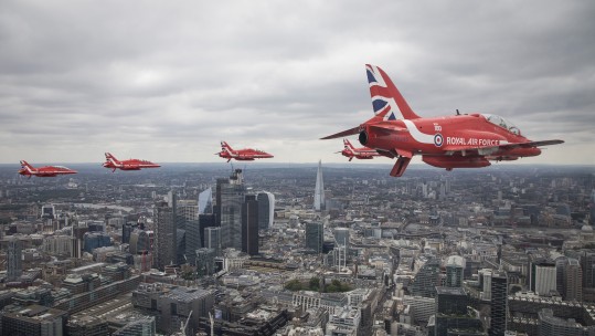 Red Arrows during RAF 100 flypast