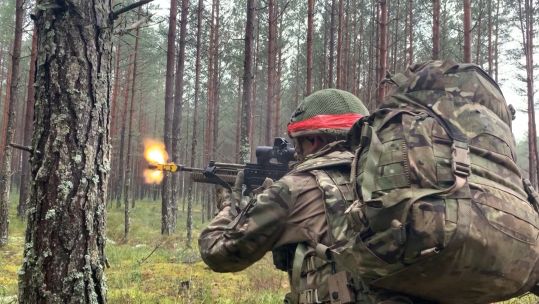 Reservist from 4 Mercian fires during Exercise Iron Wolf.