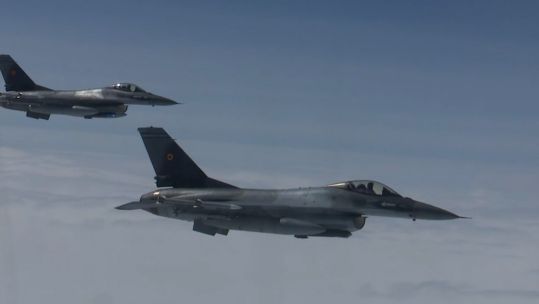 Romanian pilots have been taking part in reaction drills as part of Nato Baltic Air Policing.