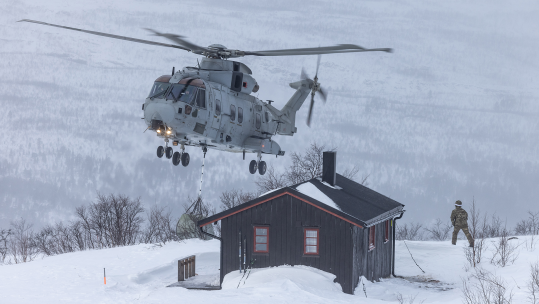 Royal Marines deliver firewood to remote huts in Norway CREDIT ROYAL NAVY 220224