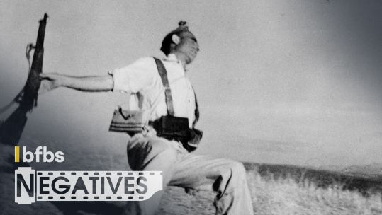 Photo: © International Center of Photography. © Robert Capa