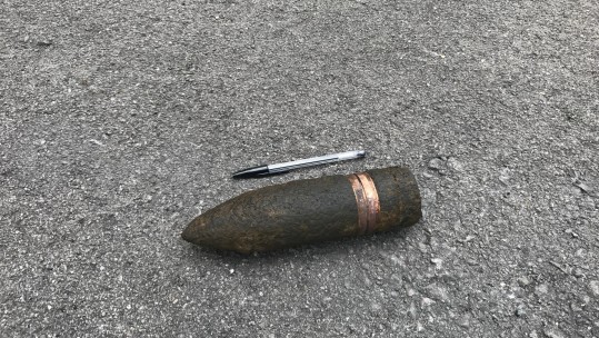 8lb armour piercing solid shot round