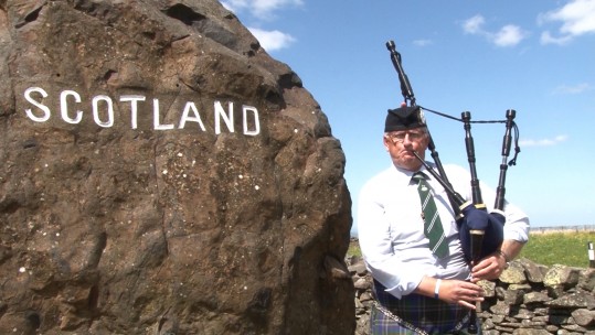 Bagpipe player Scotland 