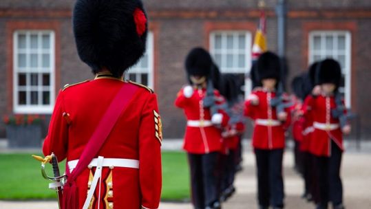 Sergeant Major WO1 Inspecting Grenadier Guards 190918 CREDIT MOD