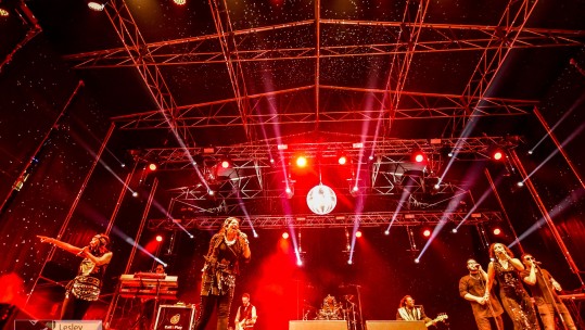 Sister Sledge in Gibraltar Lesley Posso MTV