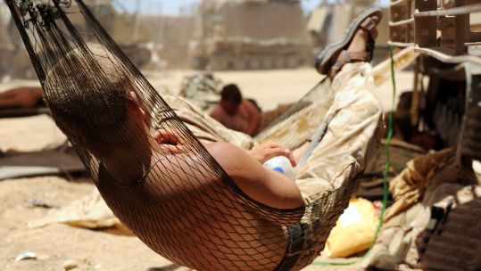 Soldier 1st Battalion Welsh Guards Rests Helmand Afghanistan Op Panthers Claw Defence Imagery 2009