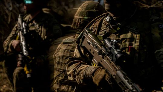 Soldiers from the 2 Battalion The Royal Anglian Regiment train for fighting in woods 26022024 CREDIT MOD