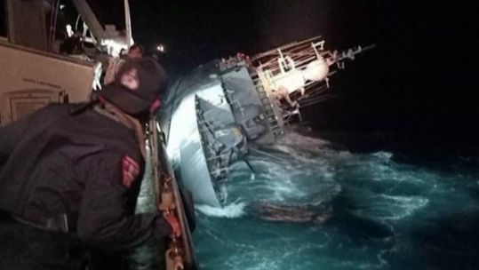 Thai warship HTMS Sukhothai sinking 