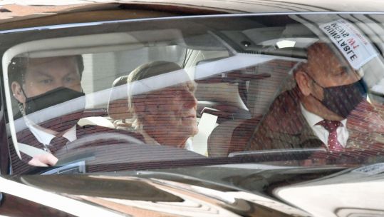The Duke of Edinburgh is driven away in a car after leaving the King Edward VII's Hospital, London, where he has been recovering after heart surgery 160321 CREDIT PA Images Alamy stock images.jpg