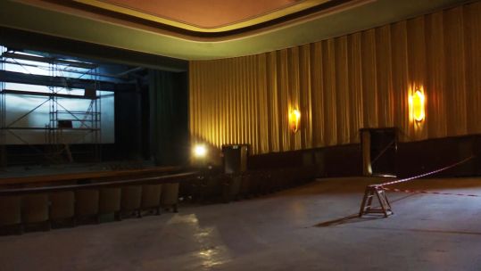 Globe cinema