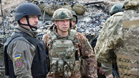 The Minister of Defense of Ukraine - Colonel-General Oleksandr Syrsky - together with the Commander of the Defense of Kyiv and the Oblast Commander of the Land Forces of the Armed Forces uploaded