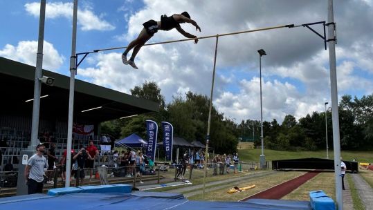 The Navy's Roberto Lopez wins gold in the pole vault Credit BFBS DATE 09072025.jpg