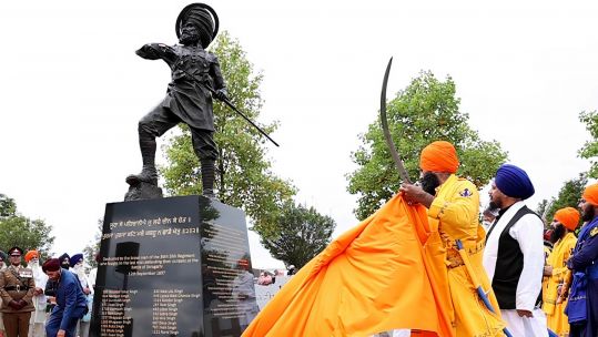 Three-metre high bronze statue of a heroic Sikh soldier unveiled in Wolverhampton to mark Saragarhi Day 2021 