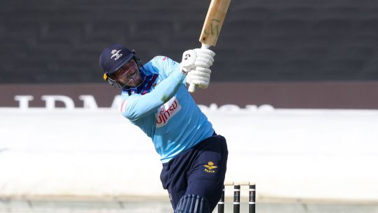 Tom Shorthouse batting v Army at Lords 2022 Credit Alligin Photography.jpg