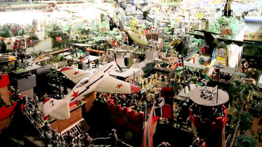 Miniature Soldiers Toy Collection CREDIT SWNS