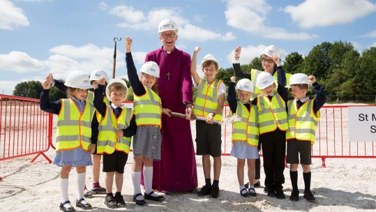 Rebasing: School Kids Help Dig The Future At Larkhill Garrison