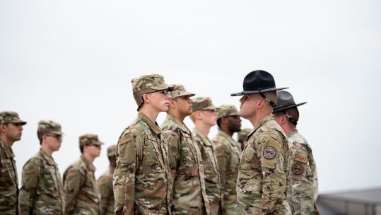 US 331st Training Squadron practices drill, Basic Military Training, at Joint Base San Antonio-Lackland, Texas.  (Credit: US Department of Defense)