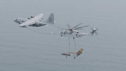 US Marine’s new CH-53K helicopter transports F-35 airframe between test sites in Maryland